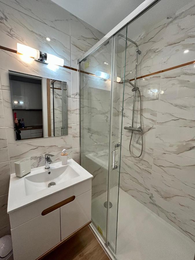 Apartamenty Pl. Wolnosci 6 Poznaň Exteriér fotografie